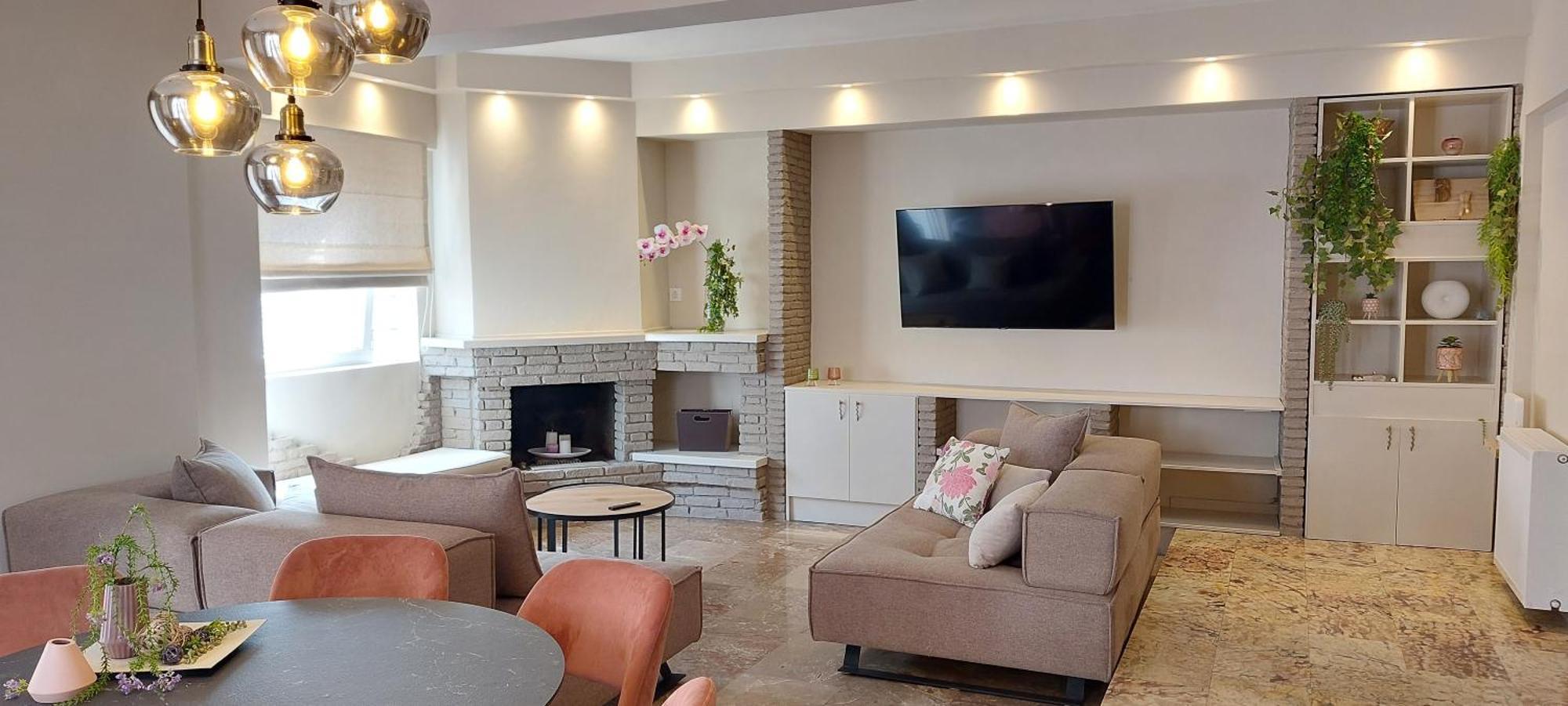 Boutique Apt. - Walking To Acropolis Apartment *